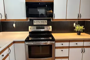 43 Marmon Ct, Springfield, MA 01129 - Photo 9