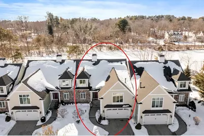 31 Crenshaw Lane #31, Andover, MA 01810 - Photo 3