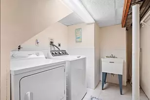 54 Clements Rd, Waltham, MA 02453 - Photo 23