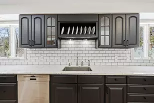 429 Moore St, Ludlow, MA 01056 - Photo 17