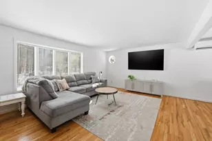 429 Moore St, Ludlow, MA 01056 - Photo 9