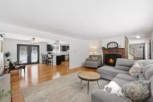 429 Moore St, Ludlow, MA 01056 - Photo 7