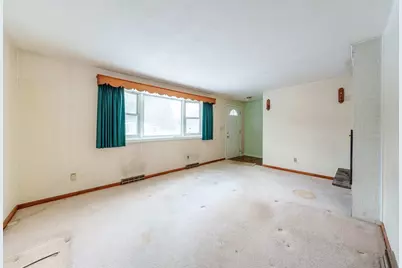 8 Apache Rd, Bellingham, MA 02019 - Photo 25