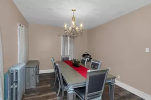 25 Dresden St, Springfield, MA 01109 - Photo 7