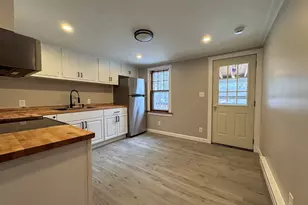 4 James St, Dudley, MA 01571 - Photo 3