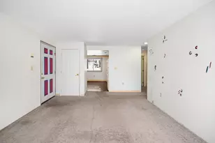 5 Lenox St, Lowell, MA 01852 - Photo 5