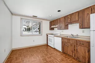 5 Lenox St, Lowell, MA 01852 - Photo 7