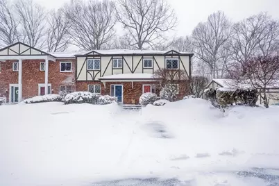 43 West Summitt St #10, South Hadley, MA 01075 - Photo 1