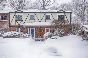 43 West Summitt St, South Hadley, MA 01075 - Photo 3