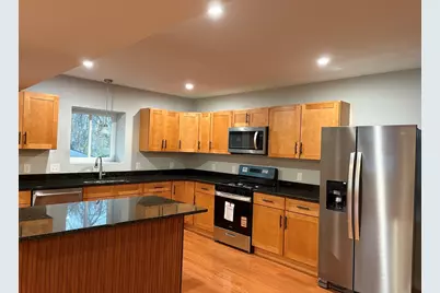 184 Avenue C #6, Woonsocket, RI 02895 - Photo 3