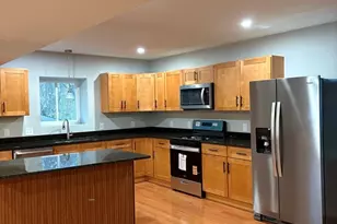 184 Avenue C, Woonsocket, RI 02895 - Photo 5