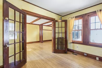 7-9 Clyde Rd, Watertown, MA 02472 - Photo 9