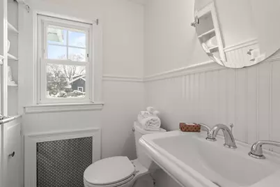 35 Maple Rd, Melrose, MA 02176 - Photo 13