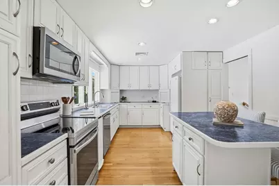 7 Baskin Road, Lexington, MA 02421 - Photo 9