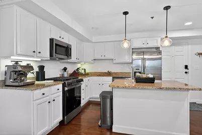 24 Arsenal St #2D, Watertown, MA 02472 - Photo 11