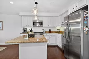 24 Arsenal St, Watertown, MA 02472 - Photo 9