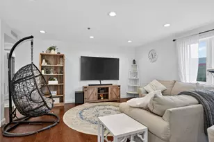 24 Arsenal St, Watertown, MA 02472 - Photo 7