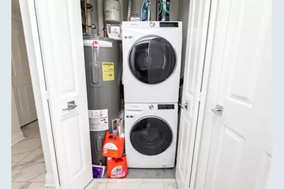 8-10 Museum Way #1824, Cambridge, MA 02141 - Photo 23