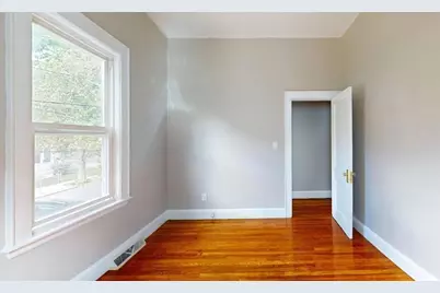 20-22 Holmes Street #20, Malden, MA 02148 - Photo 5