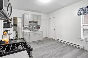 31 Washburn St, Springfield, MA 01107 - Photo 15