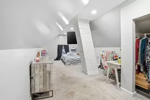 31 Washburn St, Springfield, MA 01107 - Photo 23