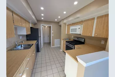 17 Elderwood Drive #17, Stoughton, MA 02072 - Photo 7