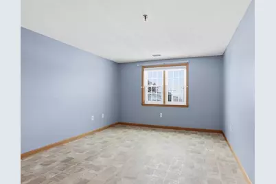 45 Christopher Dr #106, Methuen, MA 01844 - Photo 5