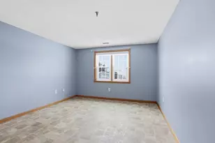 45 Christopher Dr, Methuen, MA 01844 - Photo 5