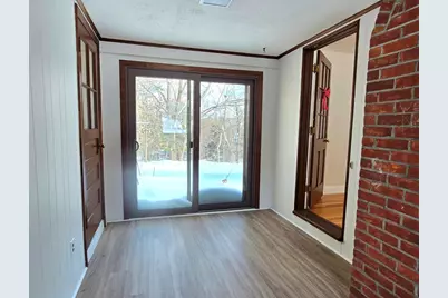 37 Riverview Dr, Ashland, MA 01721 - Photo 3