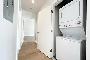 26 New Derby St, Salem, MA 01970 - Photo 7