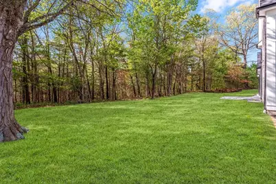 11 Cuba St, Andover, MA 01810 - Photo 5