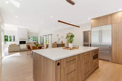 11 Cuba St, Andover, MA 01810 - Photo 9