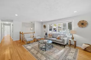 41 Dunster Rd, Bedford, MA 01730 - Photo 5