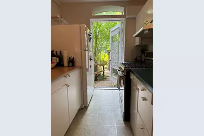 33 Grove St. #1, Boston, MA 02114 - Photo 11