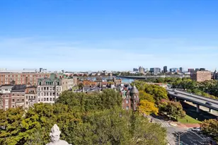 466 Commonwealth Ave, Boston, MA 02215 - Photo 9