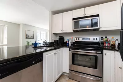 8-10 Museum Way #424, Cambridge, MA 02141 - Photo 9