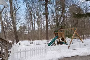 3 Niantic St, Medfield, MA 02052 - Photo 37