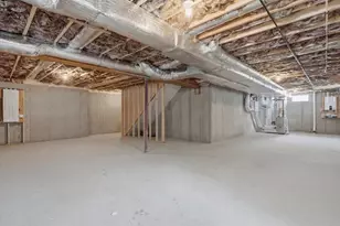 181 Pine St, Tewksbury, MA 01846 - Photo 33