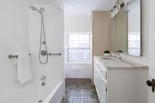 61 Toxteth St, Brookline, MA 02445 - Photo 17