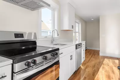 20 Beacon St, Gloucester, MA 01930 - Photo 23