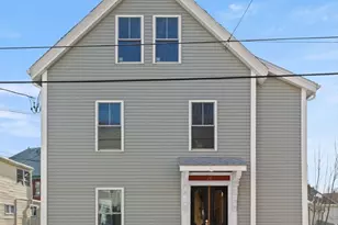 20 Beacon St, Gloucester, MA 01930 - Photo 1