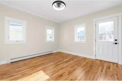 20 Beacon St, Gloucester, MA 01930 - Photo 27