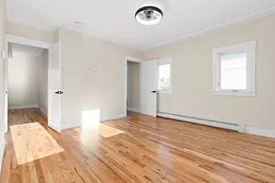 20 Beacon St, Gloucester, MA 01930 - Photo 21