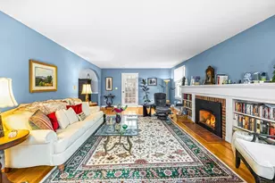 25 Woodbridge Terrace, South Hadley, MA 01075 - Photo 3