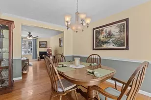 218 Hartford Ave E, Uxbridge, MA 01569 - Photo 11