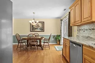 218 Hartford Ave E, Uxbridge, MA 01569 - Photo 15