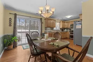 218 Hartford Ave E, Uxbridge, MA 01569 - Photo 9