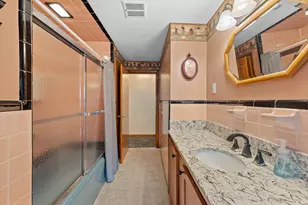 28 Granby, Worcester, MA 01604 - Photo 15