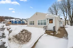 28 Granby, Worcester, MA 01604 - Photo 5