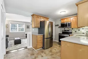 86 Durham Rd, Dedham, MA 02026 - Photo 9